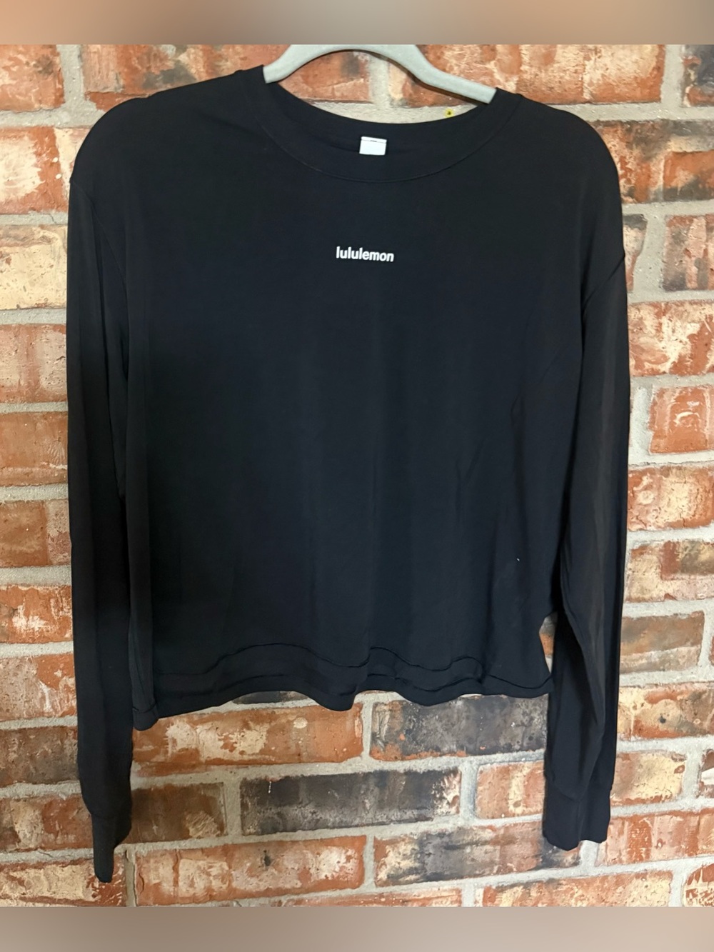 lululemon athletica Black Long-Sleeve Crew Tee